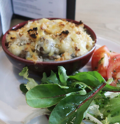 Mac and cheese with side salad