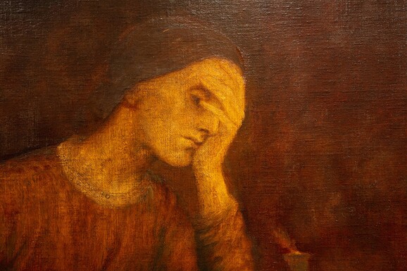 close up of woman's head in her hands